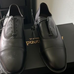 Allen Edmonds black leather lace up shoe. All leather. 12 -3E